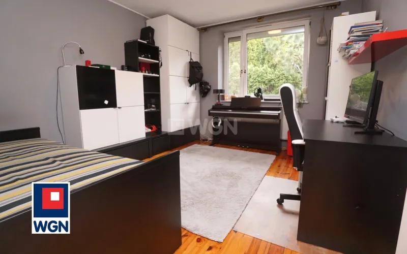 Dom na  sprzedaż Piotrków Trybunalski - Parterowy dom blisko parku.